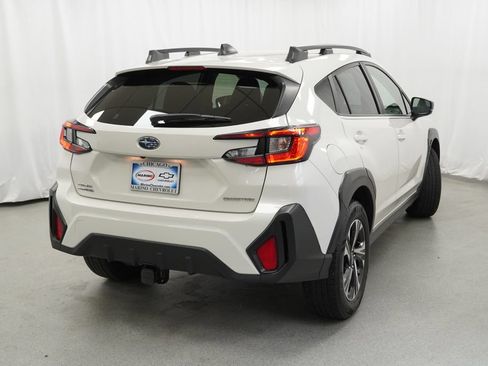 Used 2024 Subaru Crosstrek 2.0i Premium AWD/4WD image 2