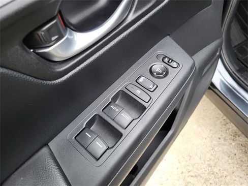 Used 2023 Honda CR-V Sport image 12