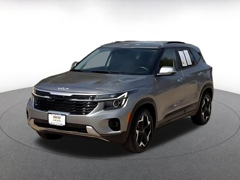 Used 2025 Kia Seltos S image 7