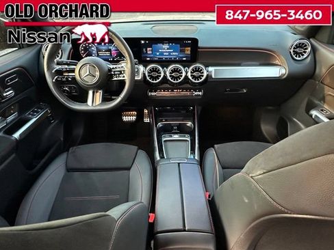 Used 2024 Mercedes-Benz GLB 250 4MATIC image 16