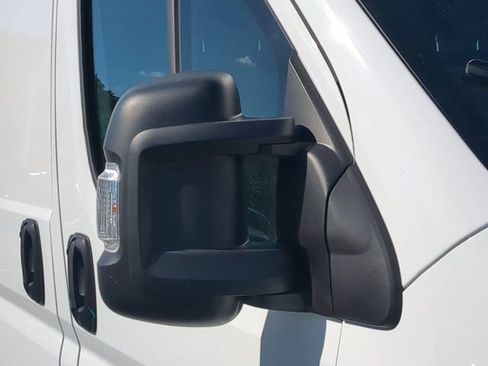 New 2026 RAM ProMaster 2500 w/ Quick Order Package 22G SLT image 12