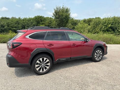 Certified 2025 Subaru Outback Limited AWD/4WD image 17