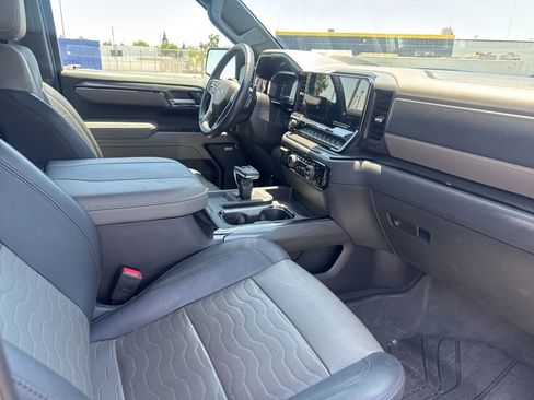 Certified 2023 Chevrolet Silverado 1500 ZR2 w/ Technology Package AWD/4WD image 13
