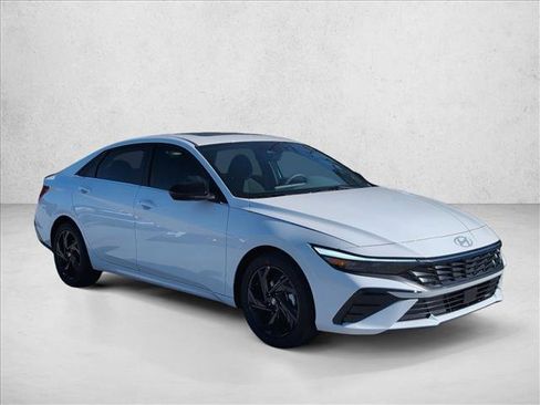 New 2026 Hyundai Elantra SEL Sport Premium image 6