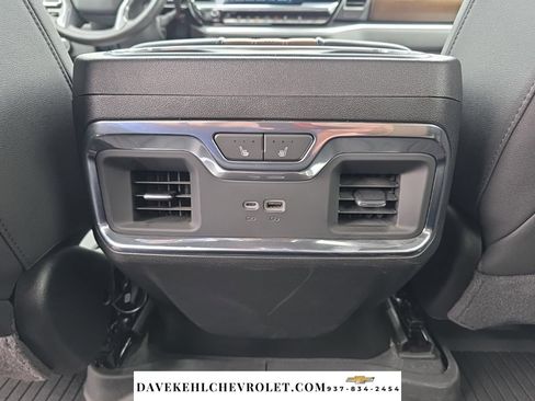 Used 2024 Chevrolet Silverado 2500 High Country w/ High Country Premium Package AWD/4WD image 30
