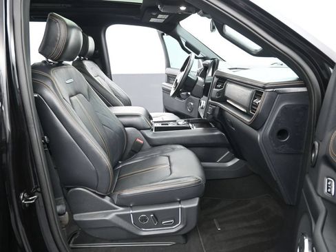 Used 2024 Ford Expedition Max Platinum RWD image 14