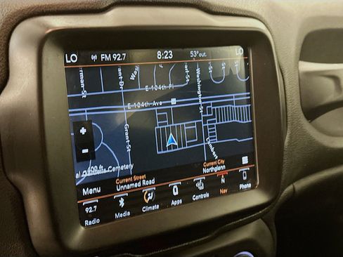 Used 2018 Jeep Renegade Latitude w/ UConnect 8.4 Nav Group image 22