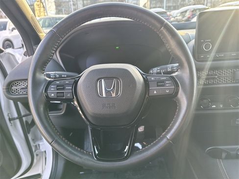 Used 2024 Honda HR-V Sport image 11