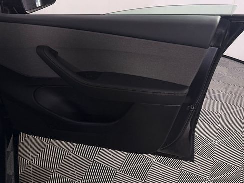 Used 2026 Tesla Model Y 2WD image 26