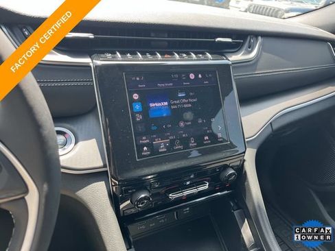 Certified 2025 Jeep Grand Cherokee Altitude w/ MOPAR Finishing Package AWD/4WD image 35
