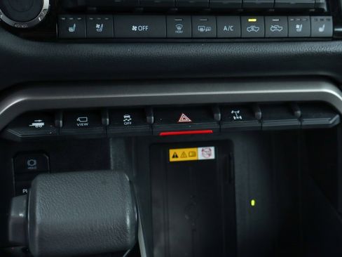 Used 2024 Toyota Tundra Limited w/ TRD Off-Road Package image 38