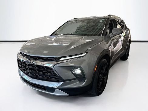 Used 2024 Chevrolet Blazer LT AWD/4WD image 1