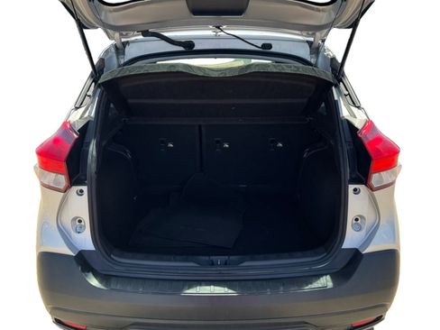 Used 2019 Nissan Kicks SV w/ Exterior Package FWD image 19