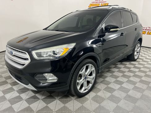 Used 2018 Ford Escape Titanium w/ Ford Safe & Smart Package AWD/4WD image 1