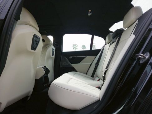 New 2026 BMW 530i xDrive w/ M Sport Package image 17