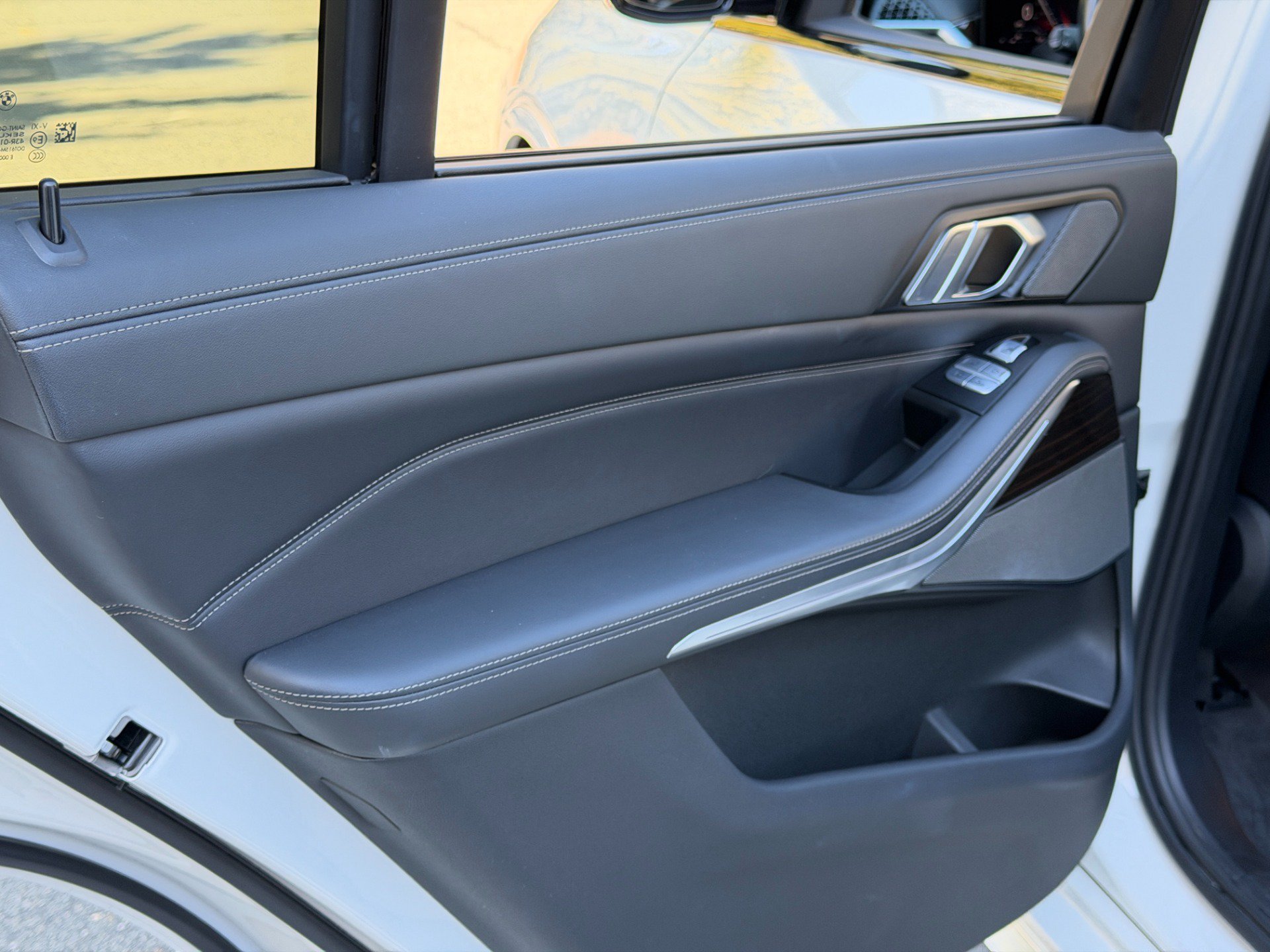 Used 2023 BMW X7 M60i AWD/4WD image 50