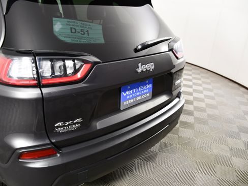 Used 2022 Jeep Cherokee Latitude Lux AWD/4WD image 15