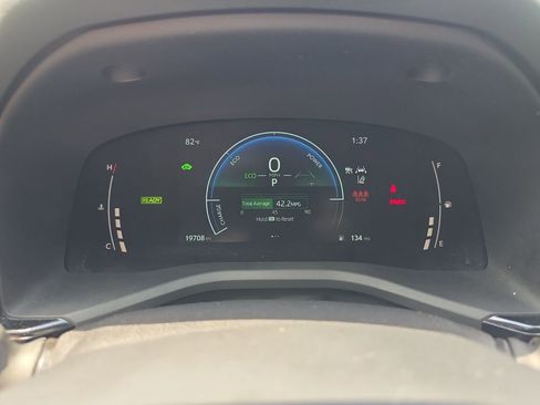 Used 2025 Toyota Camry SE w/ Convenience Package FWD image 23