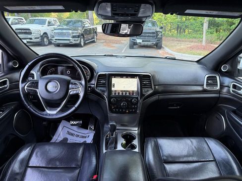 Used 2018 Jeep Grand Cherokee High Altitude RWD image 39