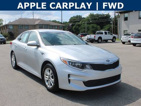 Used 2018 Kia Optima LX FWD image 2