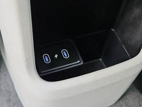 Used 2025 Hyundai Kona SEL FWD image 27
