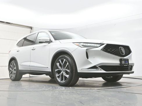 Certified 2024 Acura MDX SH-AWD w/ Technology Package image 33