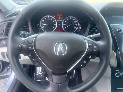 Used 2016 Acura ILX FWD image 13