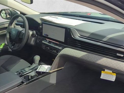 Used 2026 Toyota Camry XLE FWD image 24