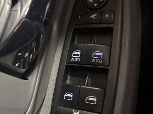 Used 2013 RAM 2500 Big Horn image 23