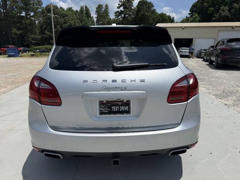 Used 2013 Porsche Cayenne S AWD/4WD image 6