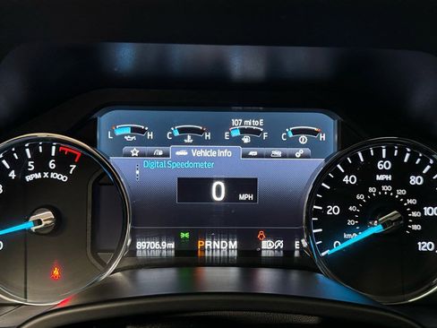 Used 2021 Ford Expedition XLT image 16