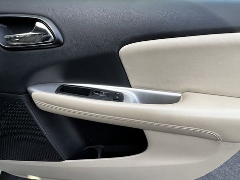 Used 2014 Dodge Journey American Value Package w/ Flexible Seating Group image 41