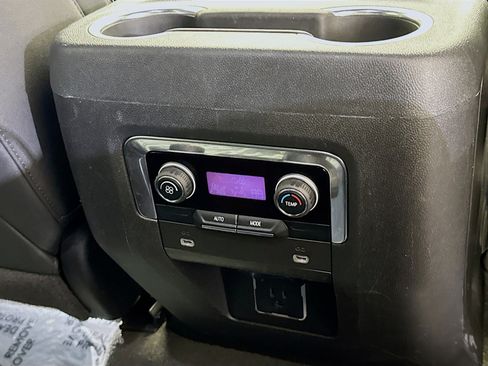 Used 2024 Chevrolet Suburban RST image 16