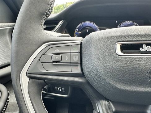 New 2025 Jeep Grand Cherokee L Laredo w/ Luxury Tech Group I image 14