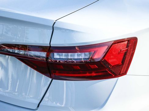 Used 2020 Volkswagen Jetta SEL image 11