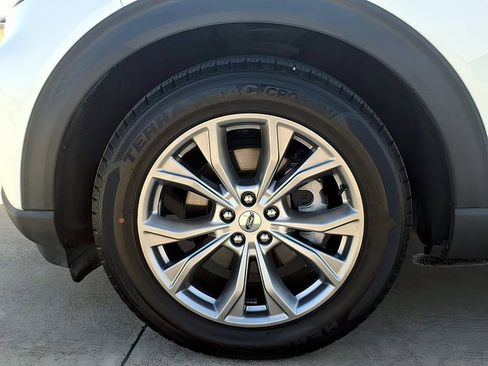 Used 2021 Ford Explorer Limited w/ Equipment Group 301A image 25