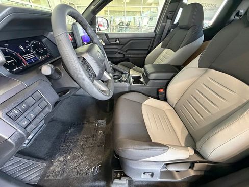 New 2026 Toyota Tacoma TRD Off-Road AWD/4WD image 17