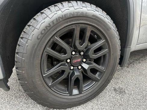 Used 2021 GMC Sierra 1500 Elevation w/ Preferred Package image 7