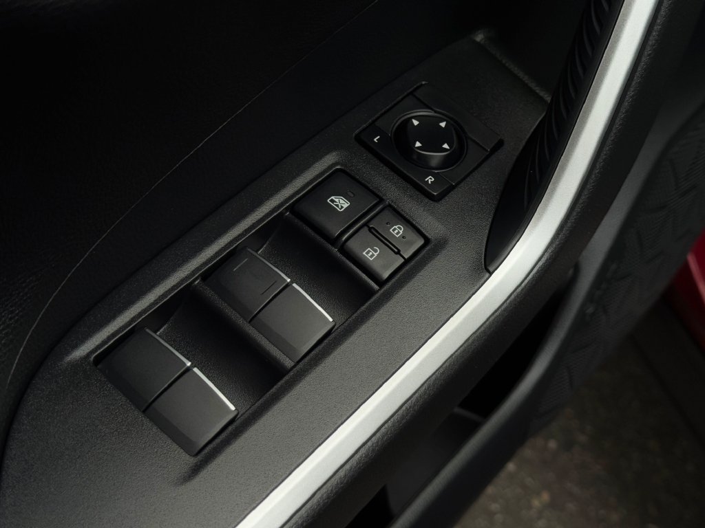 Certified 2019 Toyota RAV4 Limited AWD/4WD image 13
