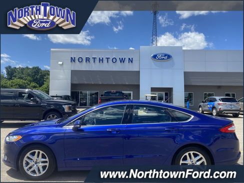 Used 2016 Ford Fusion SE w/ Equipment Group 202A FWD image 1