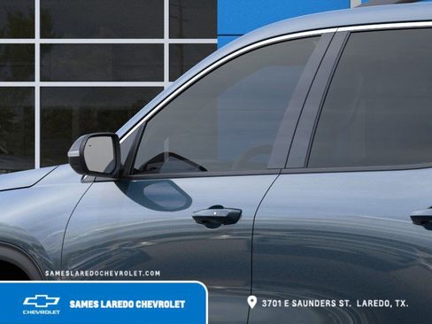 New 2025 Chevrolet Traverse LT w/ Driver Confidence Package image 12