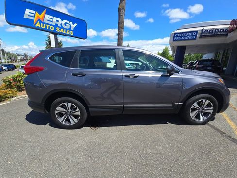 Used 2017 Honda CR-V LX image 8