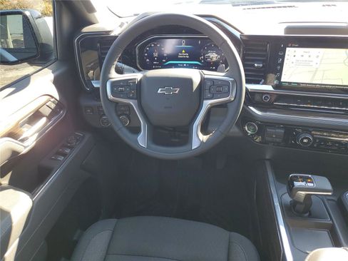 Used 2026 Chevrolet Silverado 1500 LT Trail Boss image 13