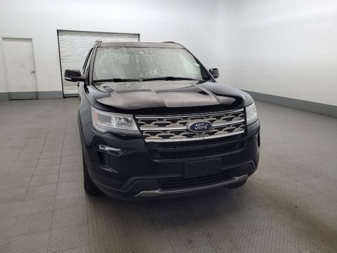 Used 2018 Ford Explorer XLT w/ Equipment Group 202A image 14