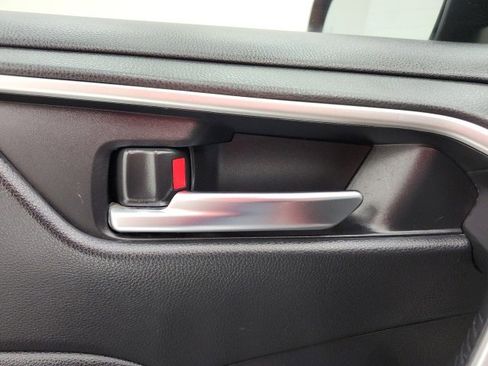 Certified 2023 Toyota RAV4 SE image 46