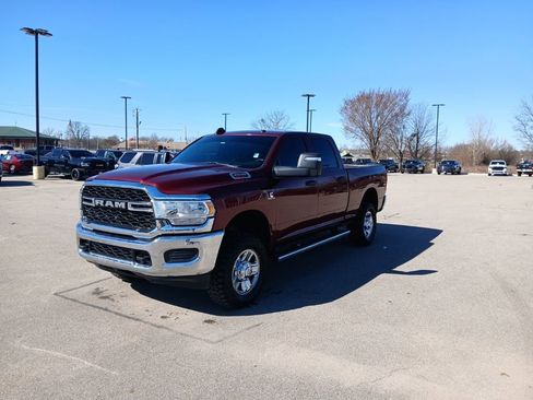 Used 2024 RAM 2500 Tradesman w/ Chrome Appearance Group image 3