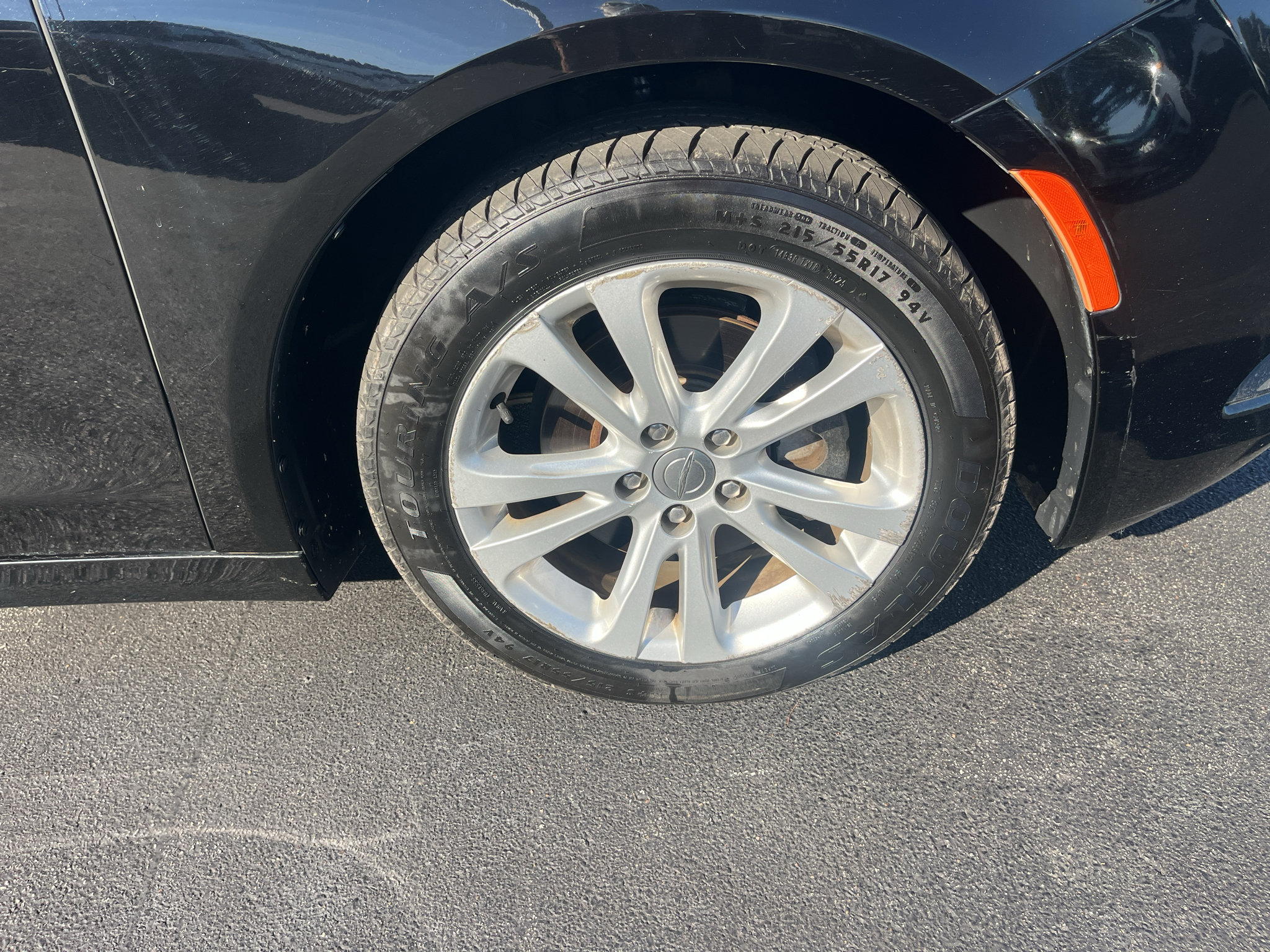 Used 2016 Chrysler 200 Limited w/ Convenience Group FWD image 14