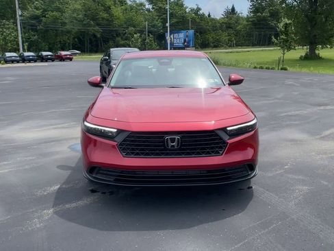 New 2025 Honda Accord LX image 3