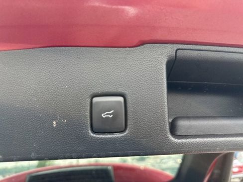 Used 2023 Ford Escape Platinum w/ Premium Technology Package image 21