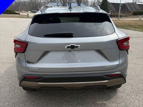 Used 2025 Chevrolet Trax ACTIV w/ Driver Confidence Package image 5